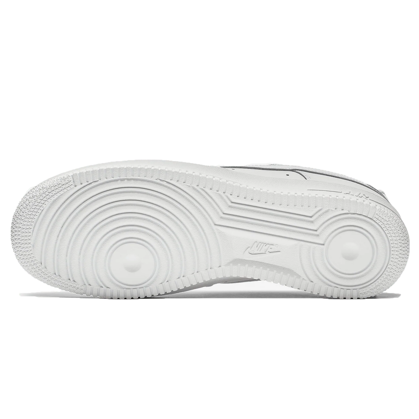 Nike Air Force 1 07 ‘Triple White’