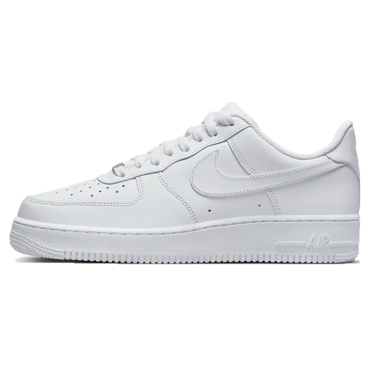 Nike Air Force 1 07 ‘Triple White’