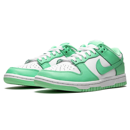 Nike Dunk Low WMNS ‘Green Glow’
